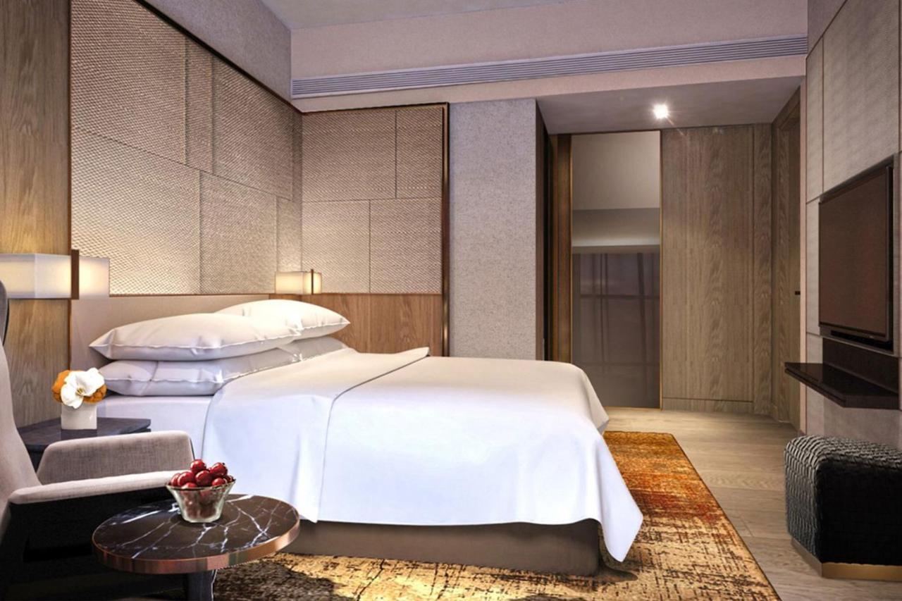 Sheraton Kuching Hotel Екстер'єр фото