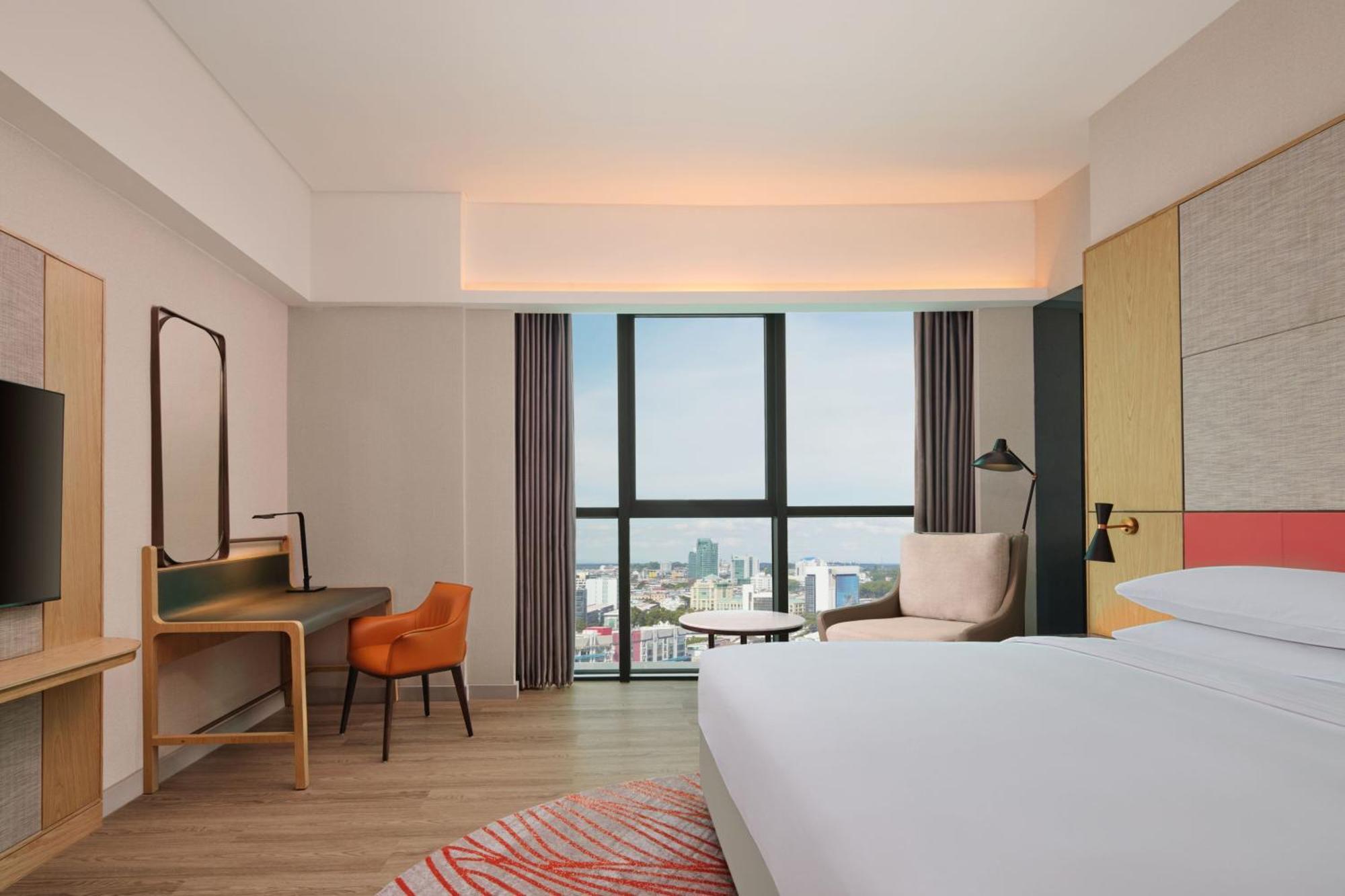 Sheraton Kuching Hotel Екстер'єр фото