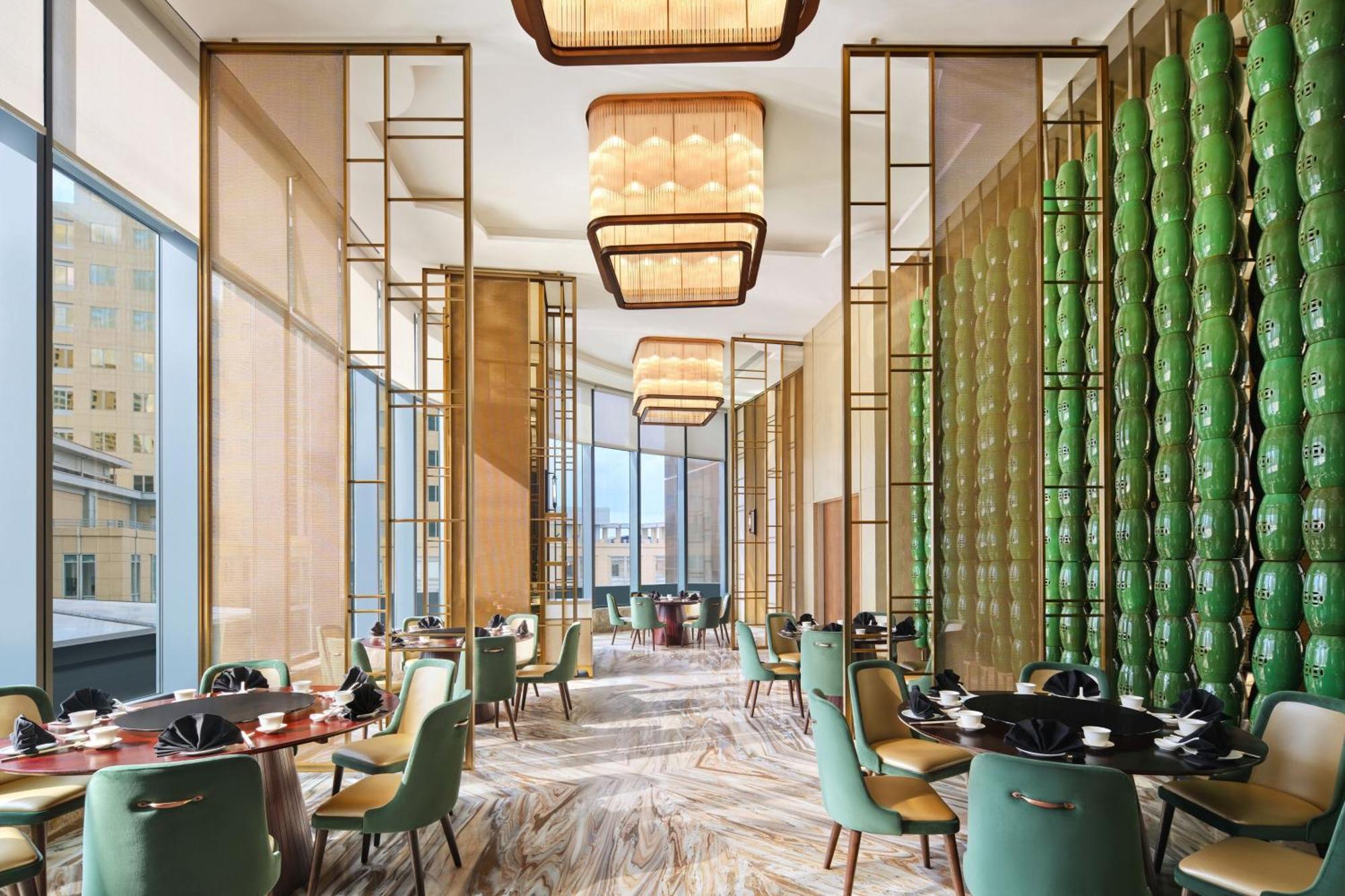 Sheraton Kuching Hotel Екстер'єр фото
